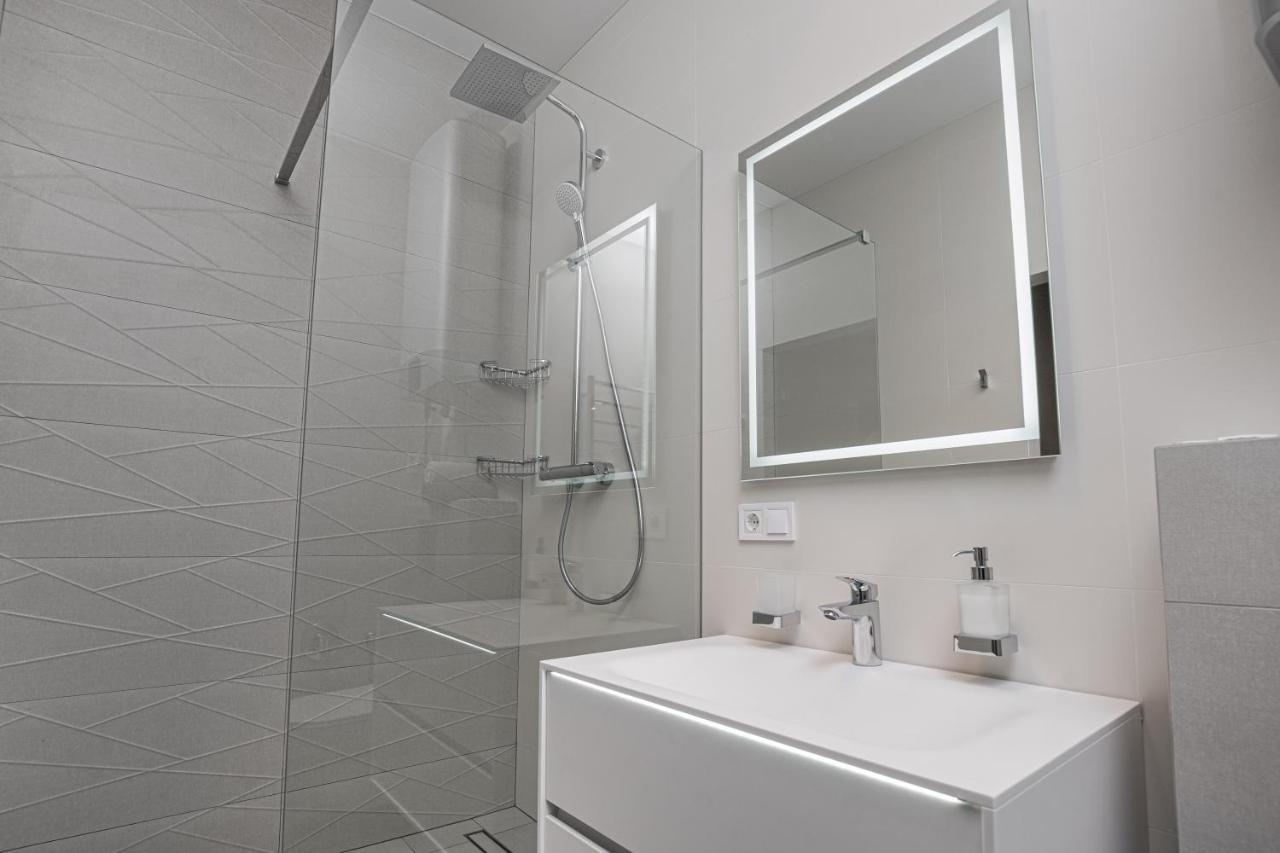 Pearl 45 Panoramic Sea View Apartment Odessa Buitenkant foto